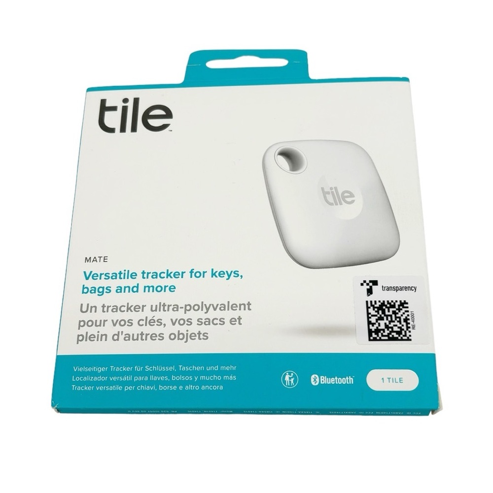 Tile Versatile Bluetooth Tracker Key Finder Wallet Bag Toolbox Locator NWT